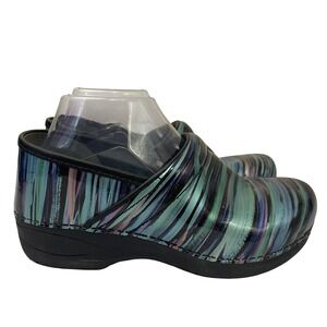 Dansko XP 2.0 Clogs 38/7.5-8 Women‎ Abstract Stripe Print Slip On Comfort Shoes